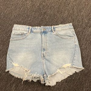 Brand new high rise Zara jean short